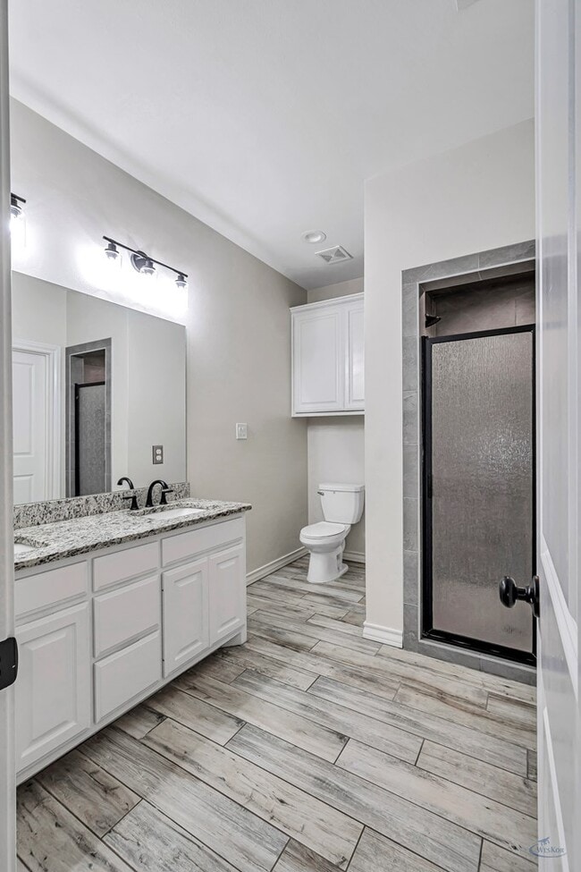 Building Photo - 3741 Alnwick Dr