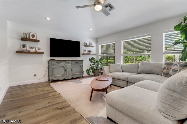 Building Photo - 6984 Burnt Sienna Cir