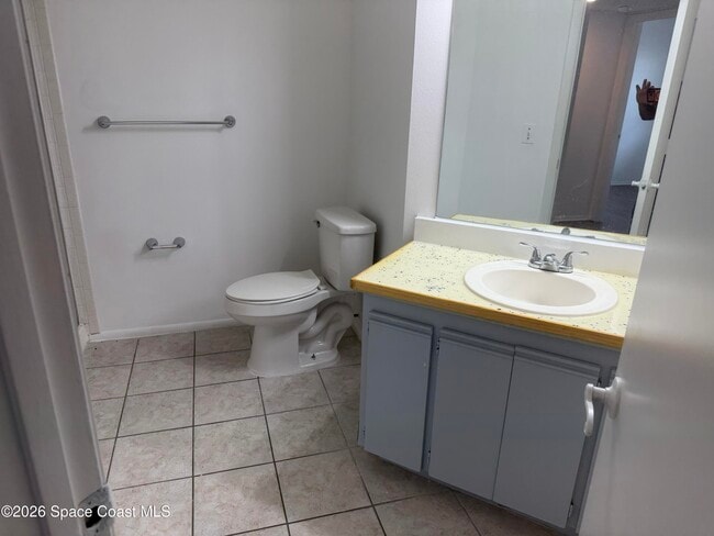 Building Photo - 975 Sonesta Ave NE