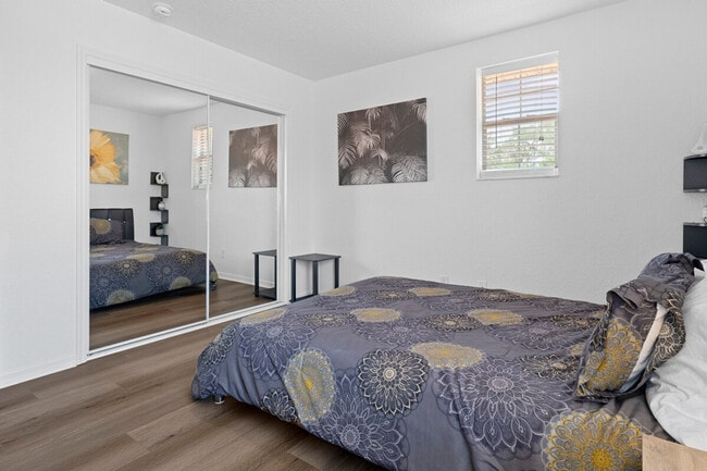 Building Photo - 4843 S Acree Point