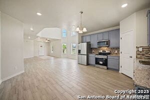 Building Photo - 9322 Clamp Ave