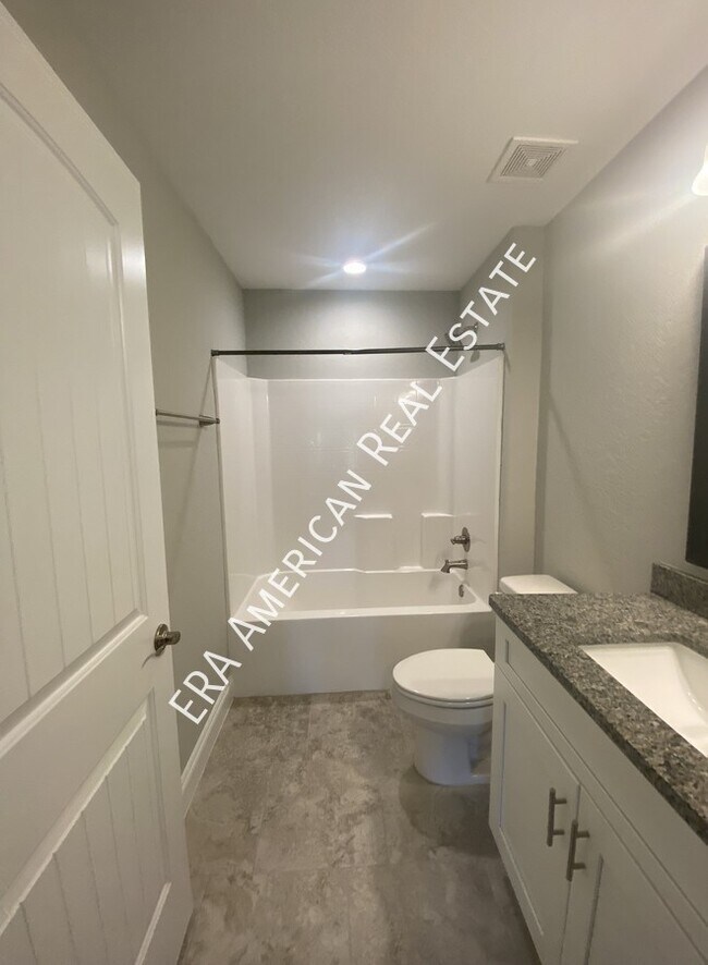 Building Photo - 8461 Laredo St