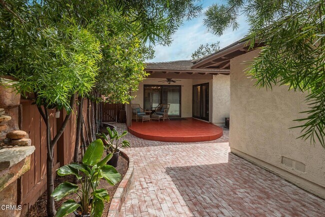 Building Photo - 1129 Glenbridge Cir