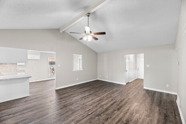 Building Photo - 6816 Westglen Dr