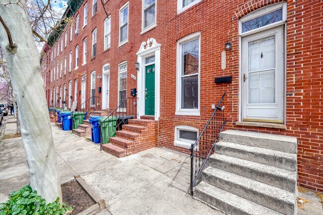 Primary Photo - 1647 S Hanover St