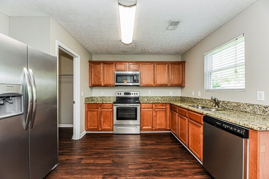 Building Photo - 5012 Millpond Ct