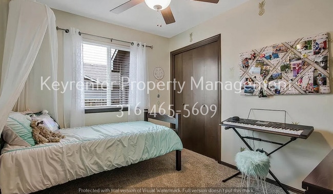 Building Photo - 1470 N Aster Cir