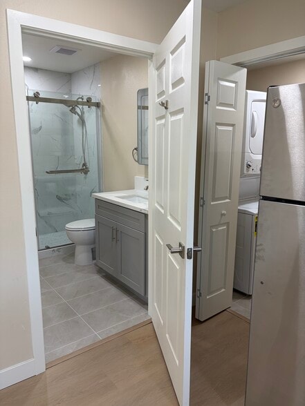 Building Photo - 2106 Weeping Willow Ln