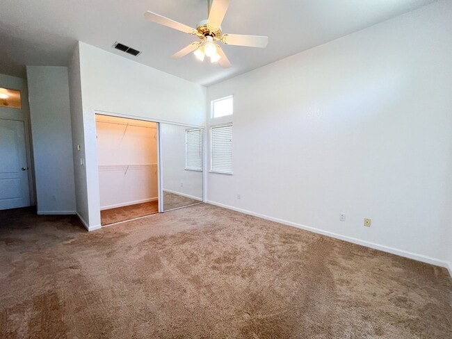 Building Photo - Laguna West 4 Bed, 2 Bath Home