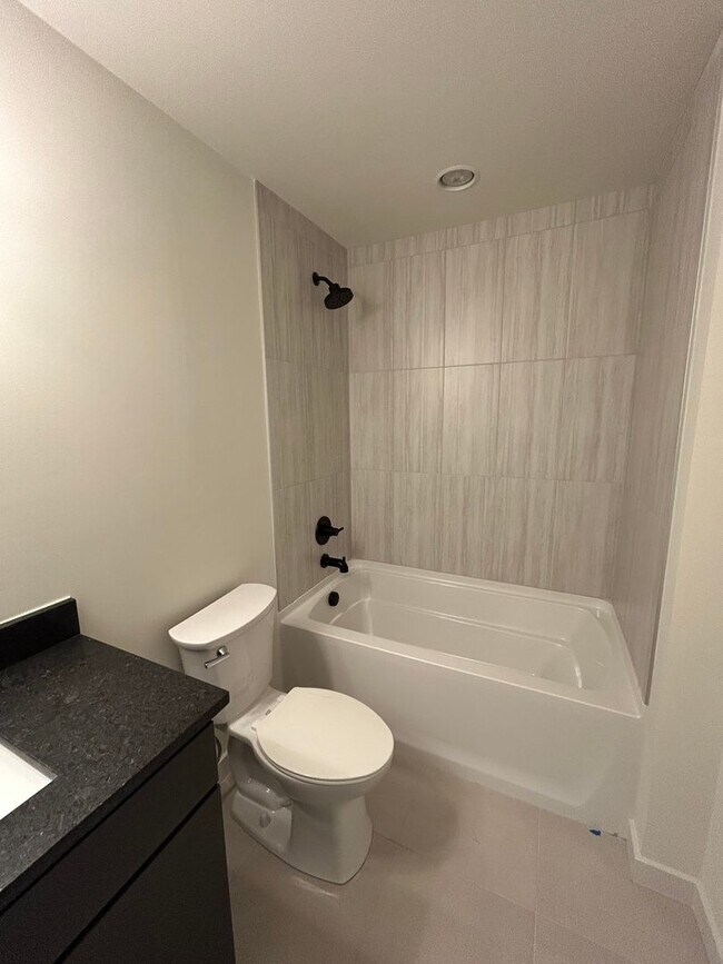 Building Photo - Amazing New Construction in North Nashville!