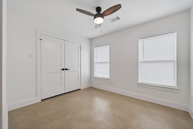 Building Photo - Brand-New Duplex Living in the Heart of Greenville – Modern Finishes & Private Driveways