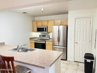 Building Photo - 200 Talus Way