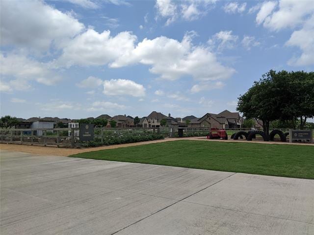 Building Photo - 209 Meadows Dr