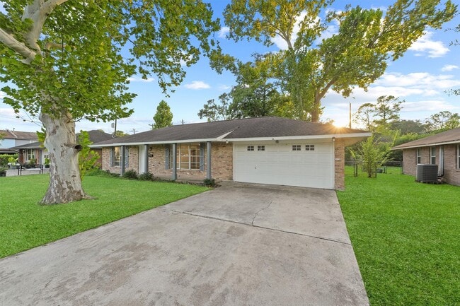 Building Photo - 3015 Peppermill Rd