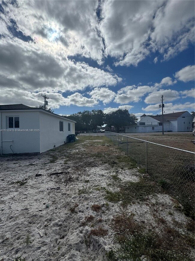 Building Photo - 1947 NW 151st St