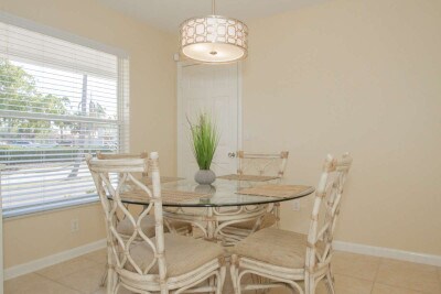 Primary Photo - 2985 Binnacle Dr