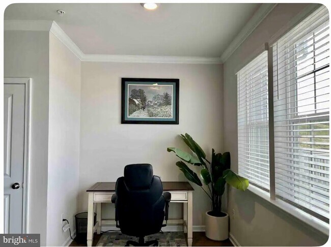 Building Photo - 5088 Silver Oak Dr