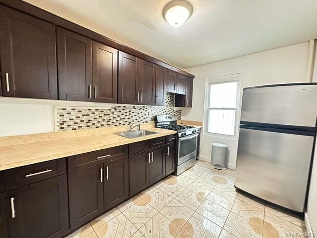 Building Photo - 91-26 183rd St