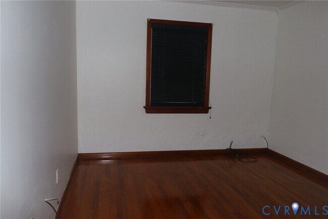 Building Photo - 515 Danray Dr