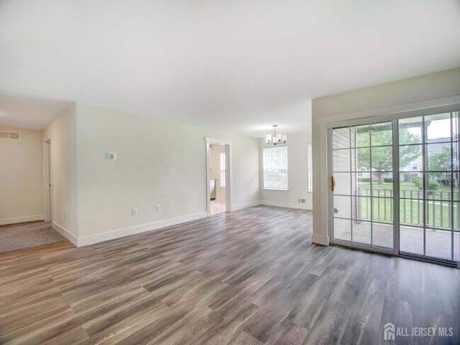 Building Photo - 2302 Timber Ridge Ct