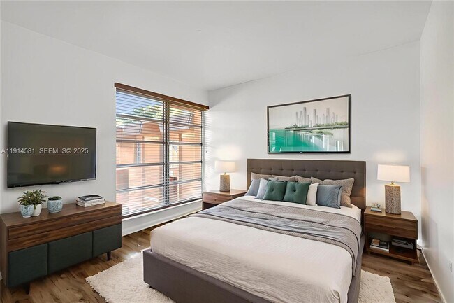 Building Photo - 9459 SW 76th St