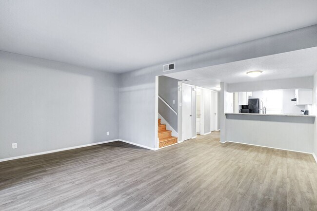 Building Photo - 11003 Mt Boracho Dr