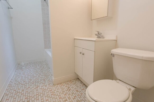 Floorplan - 5452 S. Ellis Avenue
