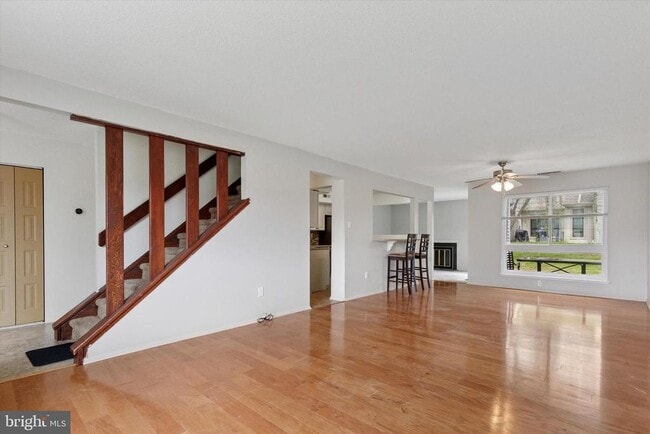 Building Photo - 102 Revere Dr