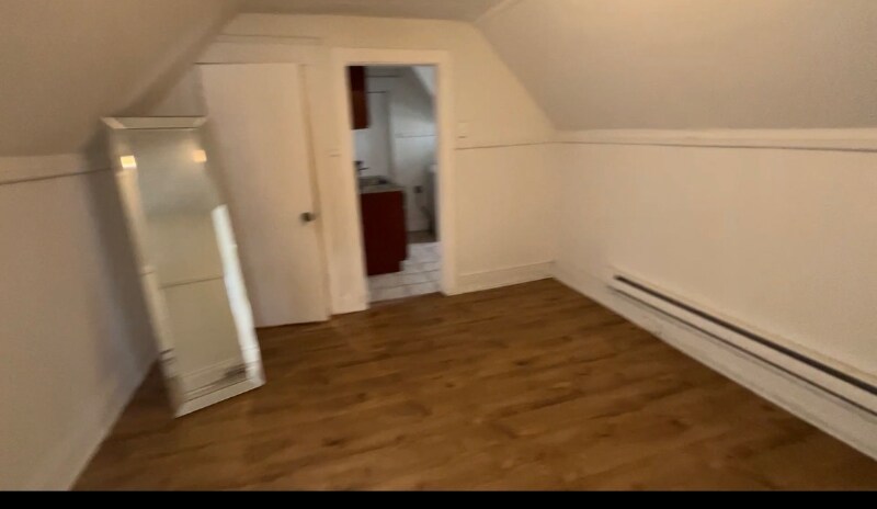 Building Photo - 26 Ella St