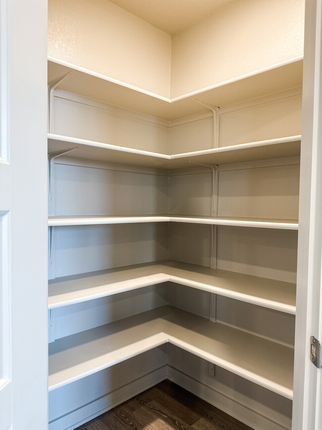 Walk In Pantry - 214 New Hampton Way