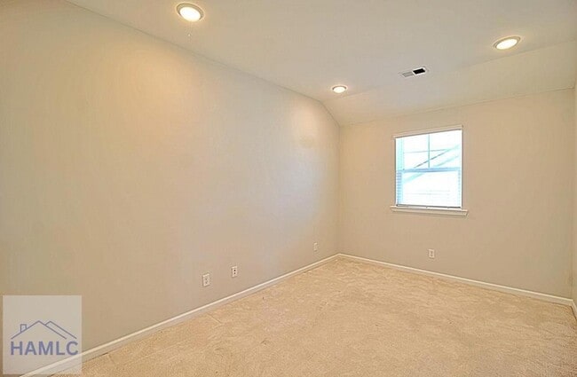 Building Photo - 25 Ashmont St