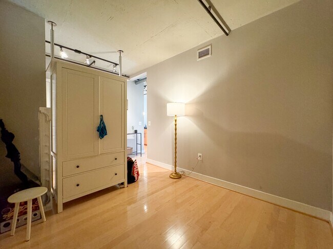 Building Photo - 2125 14th St NW