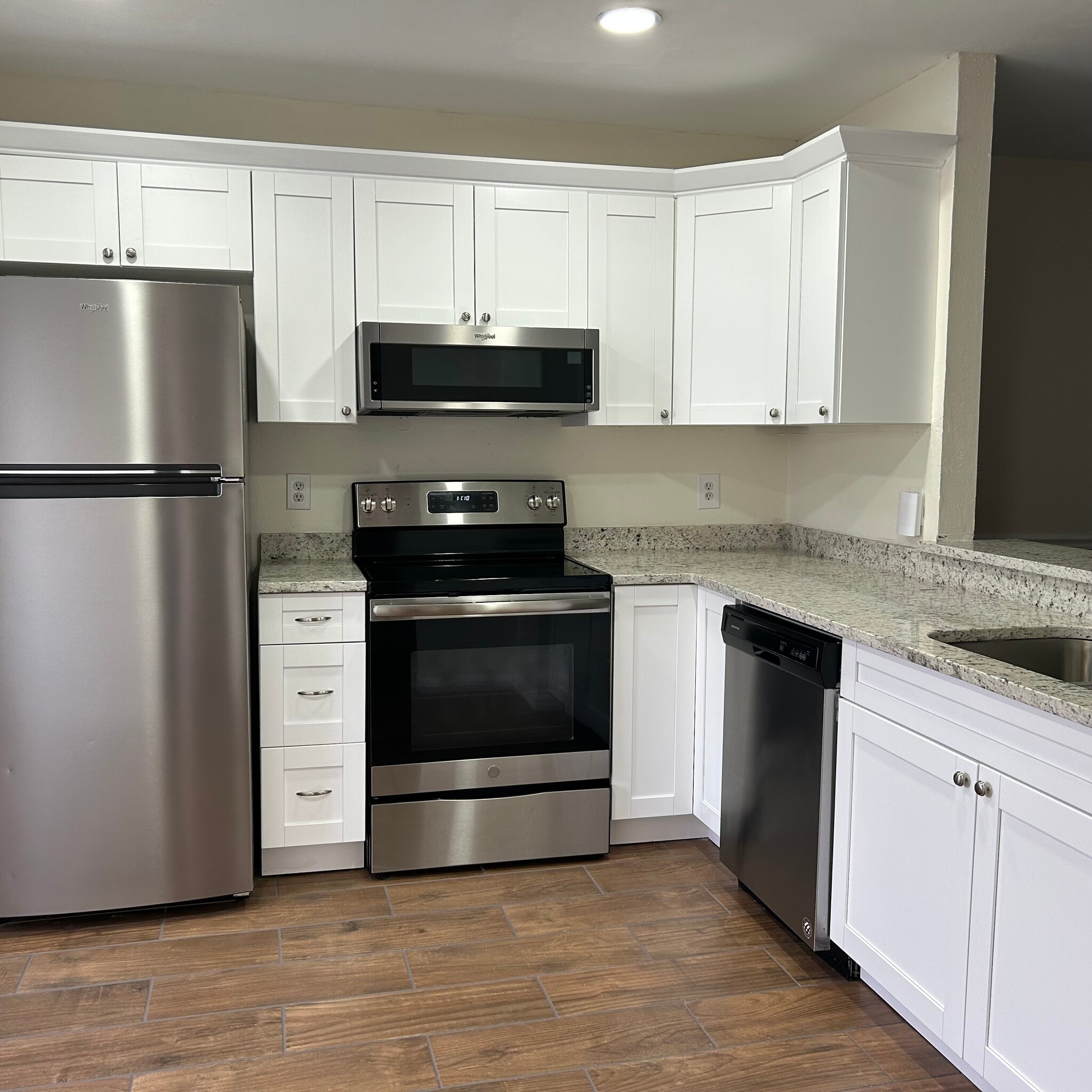 Building Photo - 12702 Raeburn Way