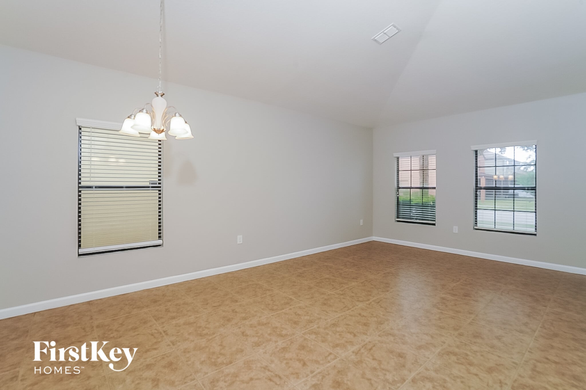 Building Photo - 4060 Millicent Cir