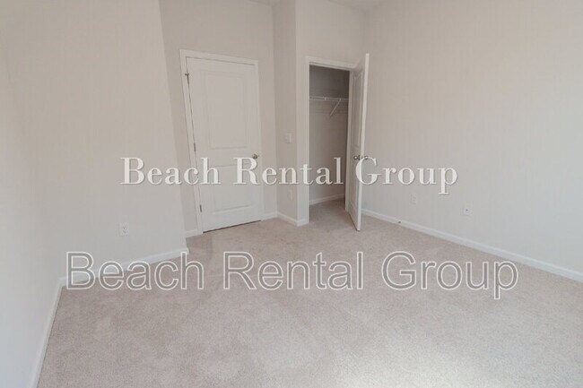 Building Photo - 246 Marauder Dr