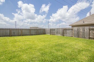 Building Photo - 5615 Long Arbor Ln