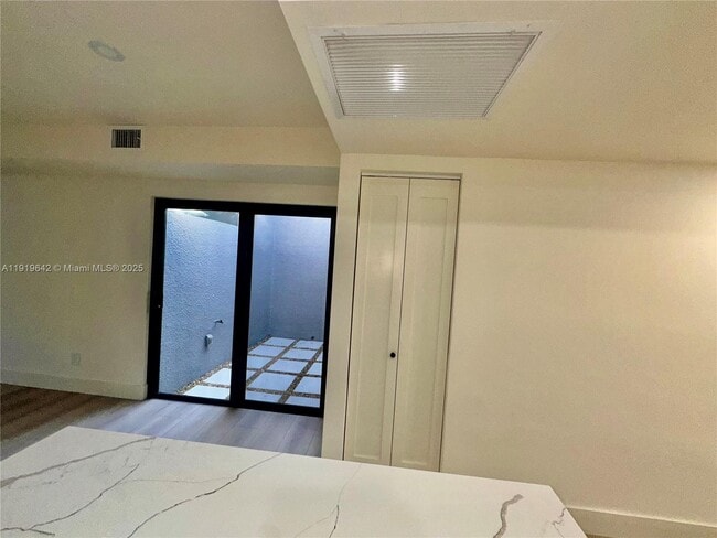 Building Photo - 11279 NW 15th Ct