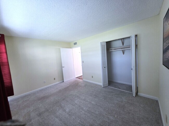 Building Photo - OOH-LA-LA ! Vero Beach Rentals. Vero Beach Rent, LLC and Property Management Company