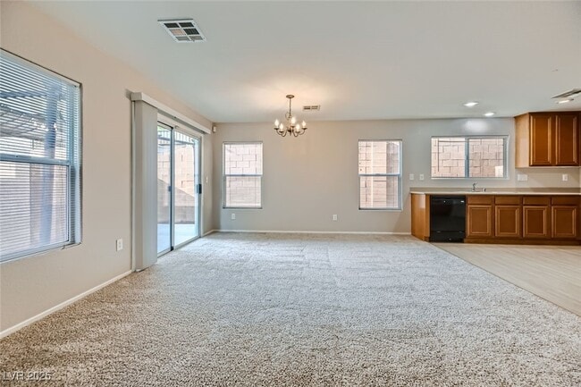 Building Photo - 535 Primrose Hill Ave