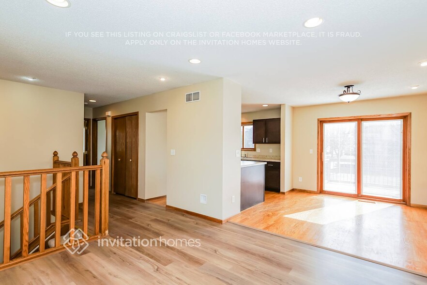 Building Photo - 3873 Hale Ave N