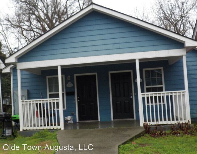 Building Photo - 604 3rd St