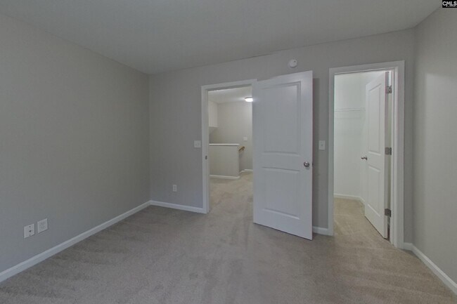 Building Photo - 344 Longfellows Ln