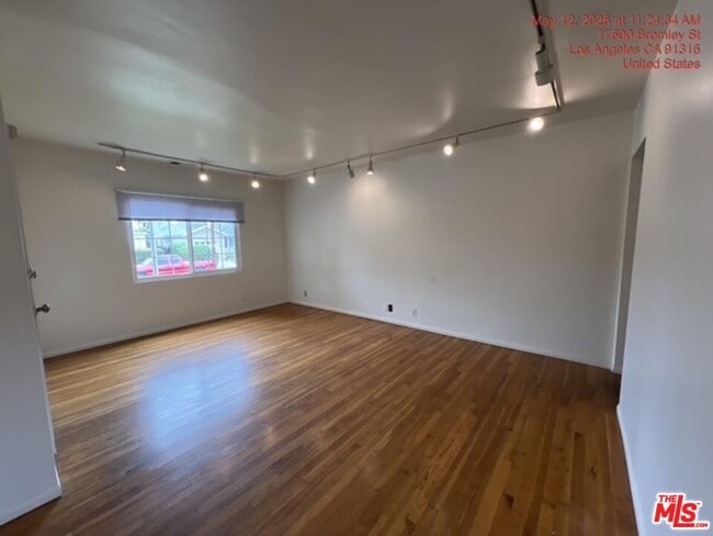 Building Photo - 17600 Bromley St