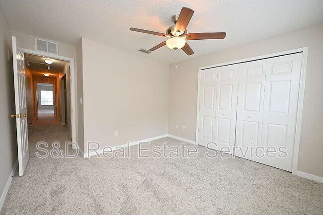 Building Photo - 5360 River Rock Rd