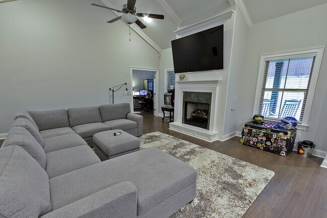 Building Photo - Home for Rent in Prattville