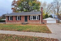 Building Photo - 3107 Iris Way