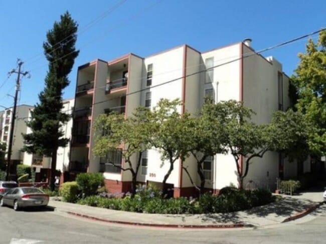 Primary Photo - Make This Condo A Place You Can Call Home!!