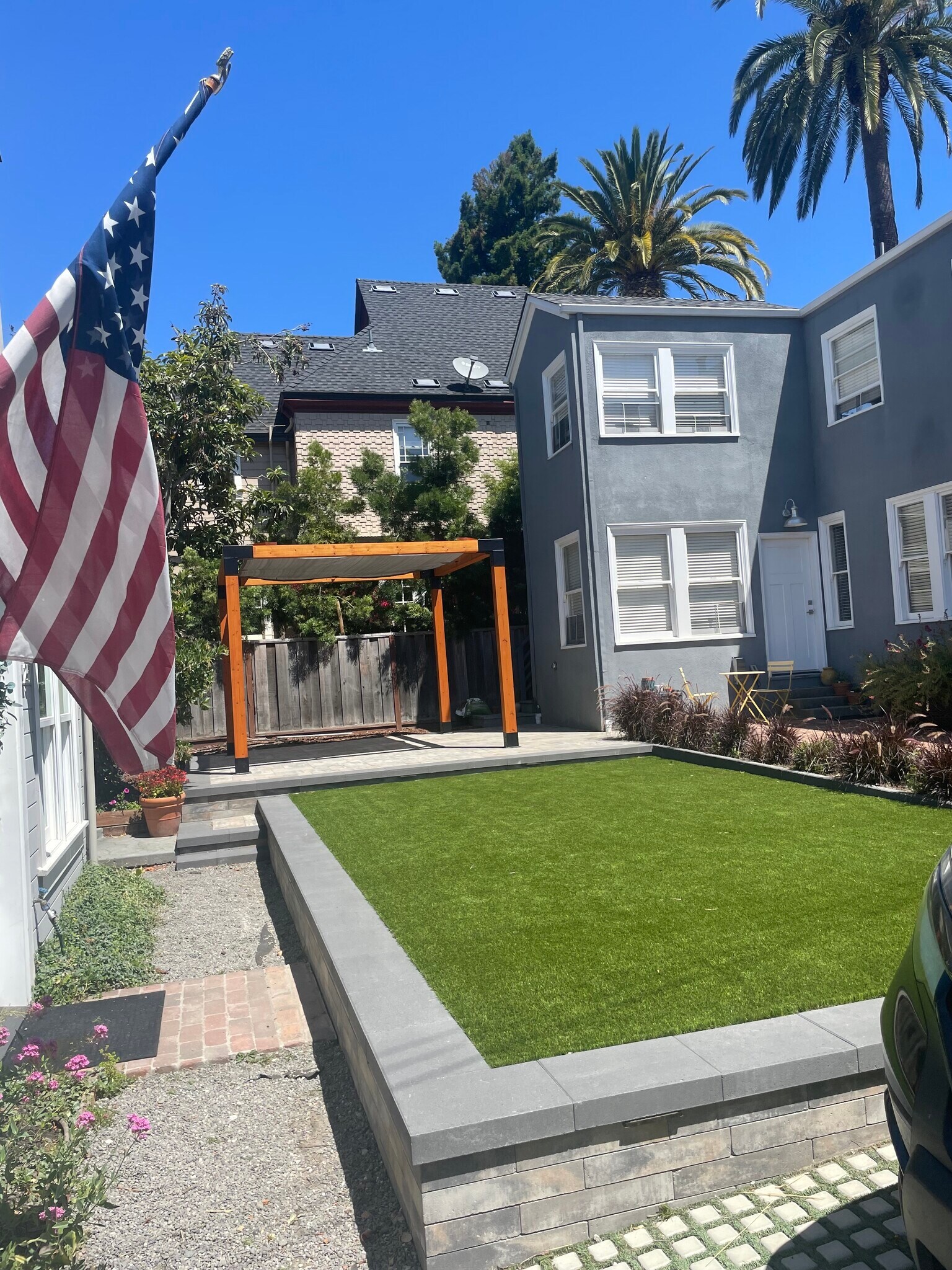 Newly develpoed shared courtyard - 249 Kentucky St
