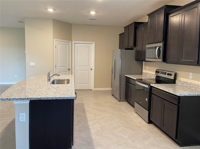 Building Photo - 13811 Whiskey Daisy Dr