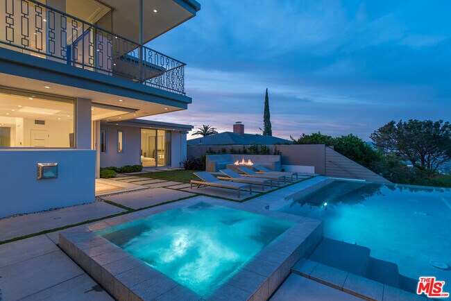 Building Photo - 3642 Beverly Ridge Dr